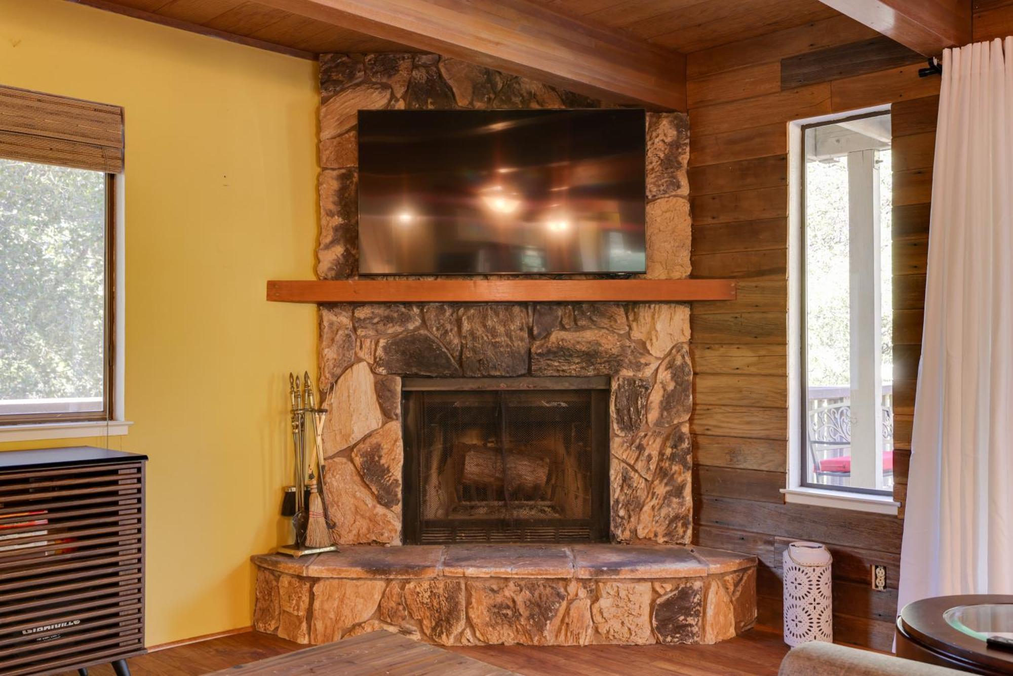 Spacious Groveland Cabin With Wraparound Deck! Esterno foto