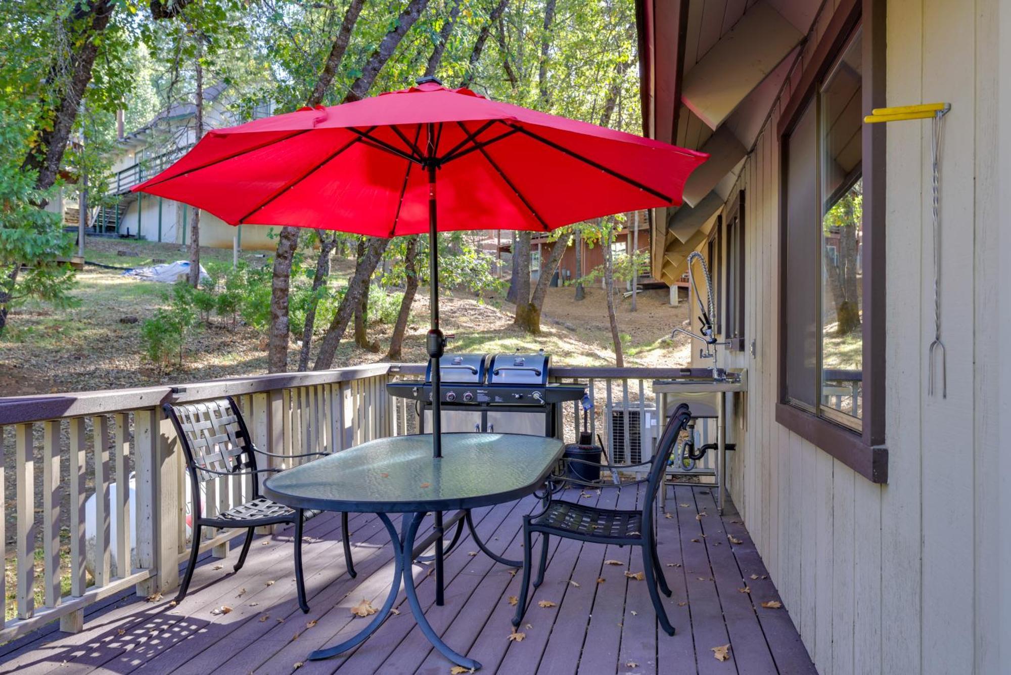 Spacious Groveland Cabin With Wraparound Deck! Esterno foto